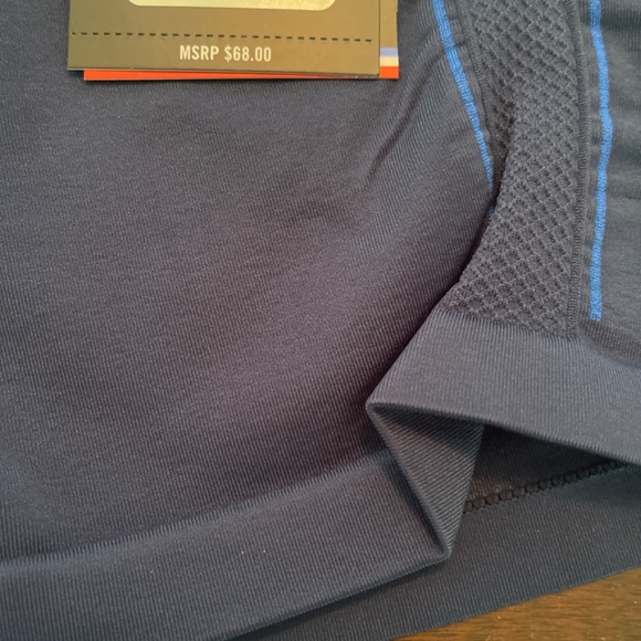 Four Laps - Picture 2 of 4